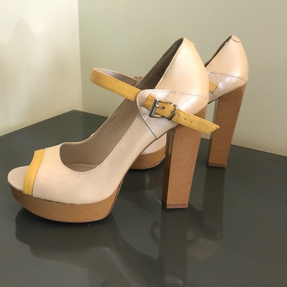 Colin Stuart Platform Heels - Picture 4 of 8